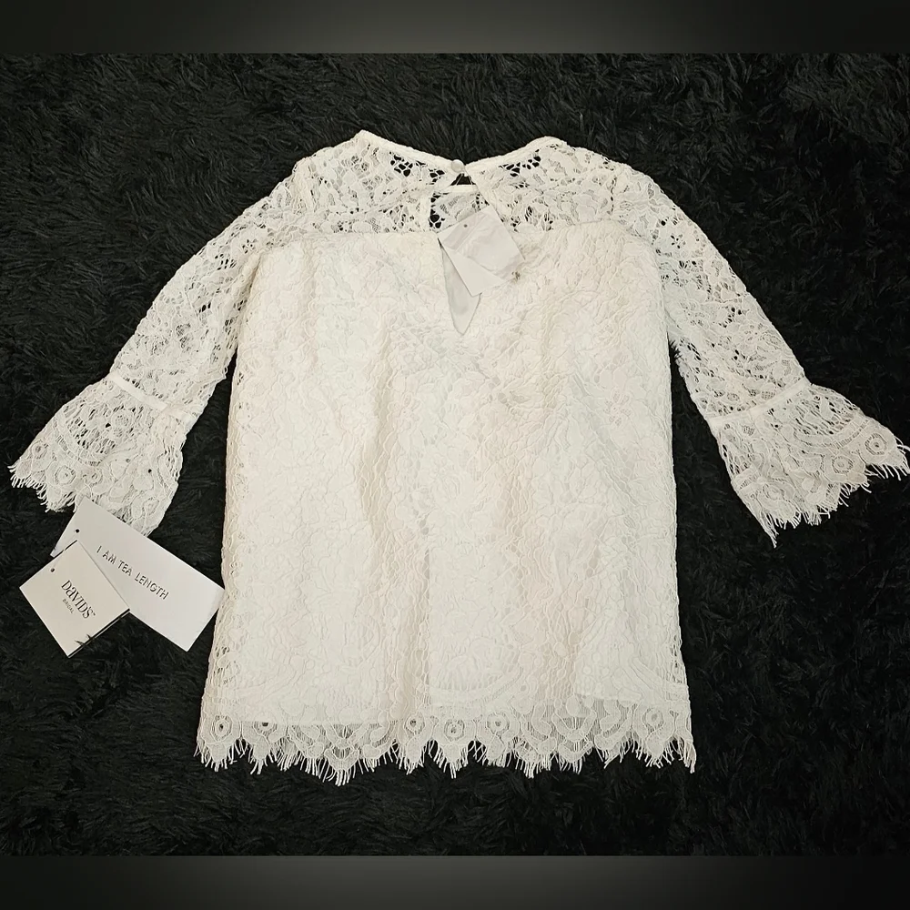 DAVID'S Bridal Short Lace Flower Girl Dress with Illusion Sleeves White 2T - Picture 2 of 8